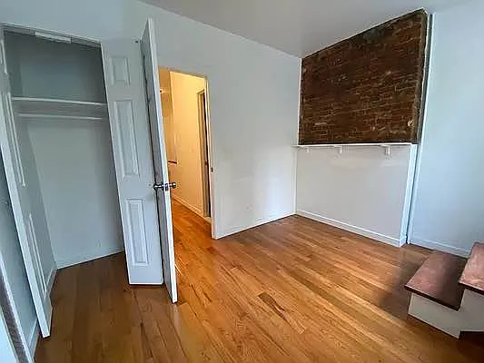 Rented by Bond New York | media 8