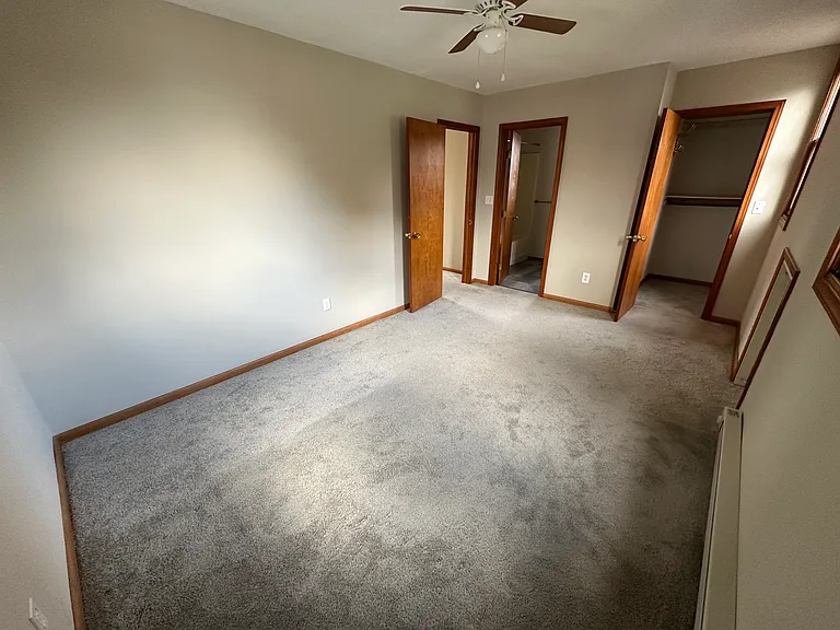 2886 Norwood St — Photo 12