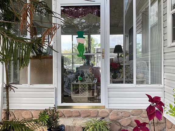 4th image of 1104 Oriole Cir