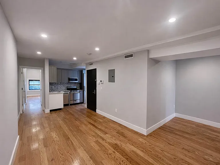 934 Lafayette Ave #1 — Photo 7