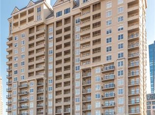 3334 Peachtree Rd NE APT 204, Atlanta, GA 30326