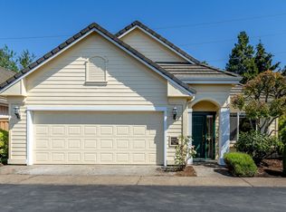 2017 Lake Wind Dr, Eugene, OR 97408