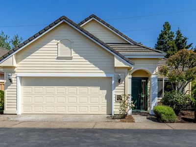 2017 Lake Wind Dr, Eugene, OR, 97408