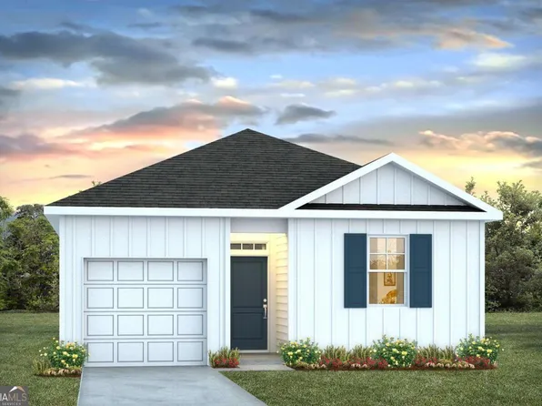 225 Lakeside Dr, Port Wentworth, GA 31407