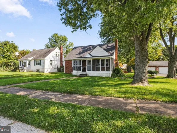 827 Elkton Rd, Newark, DE 19711