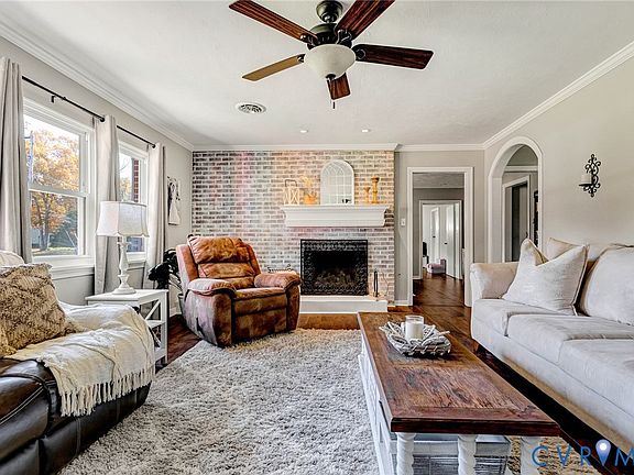 4th image of 11033 Wychwood Dr