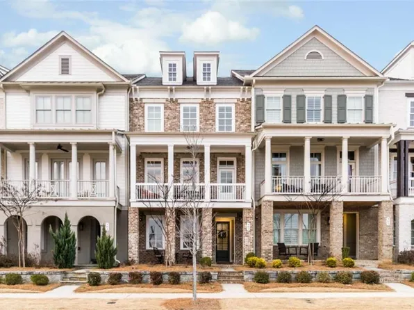 963 S On Main Dr, Woodstock, GA 30188