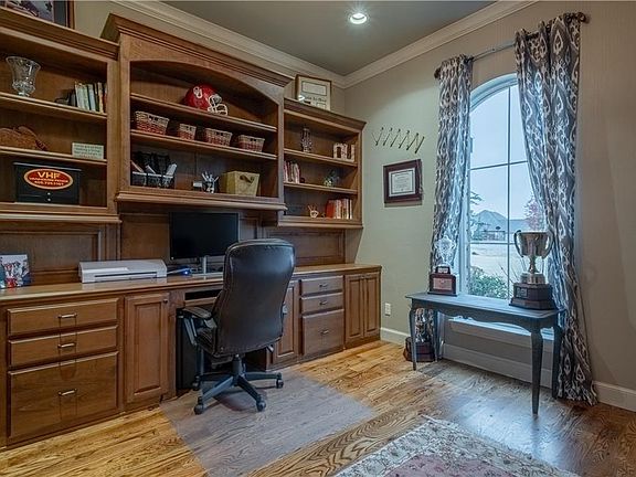 5th image of 10515 San Lorenzo Dr