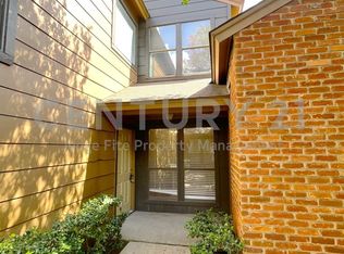 1910 Wilshire Dr, Irving, TX 75061