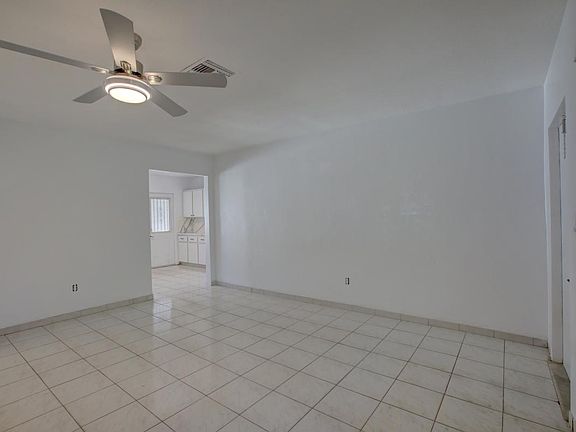 2nd image of 5833 Taylor St #B