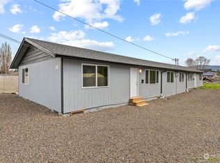 814 S 8th Ave, Kelso, WA