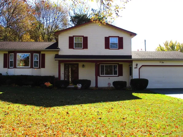 488 Fox Meadow Rd, Rochester, NY 14626