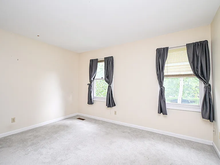 5959 Shallow Creek Dr — Photo 38