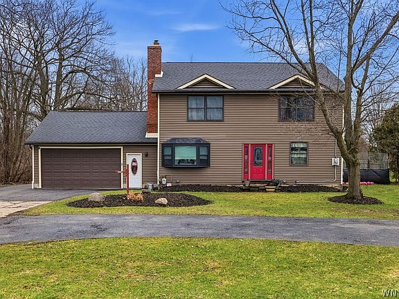 3rd image of 2995 Krueger Rd