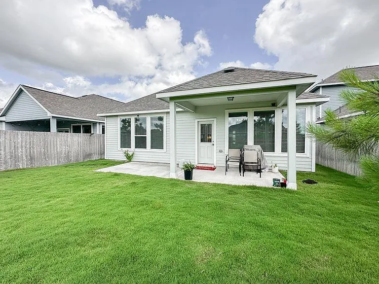 33023 School Hill Rd — Photo 36