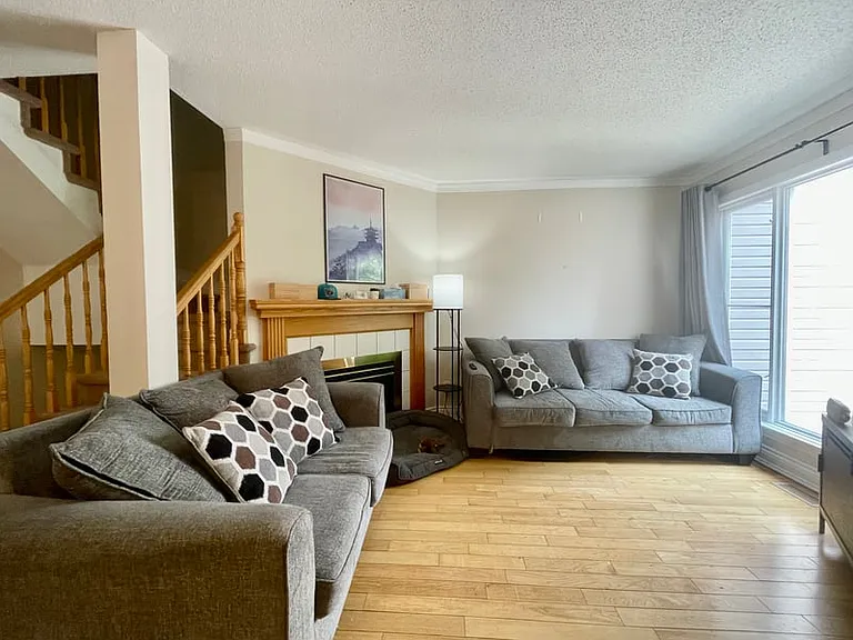 242 Windhurst Dr — Photo 5