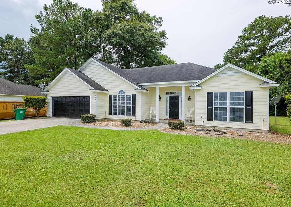 1st image of 2526 Chandler Dr