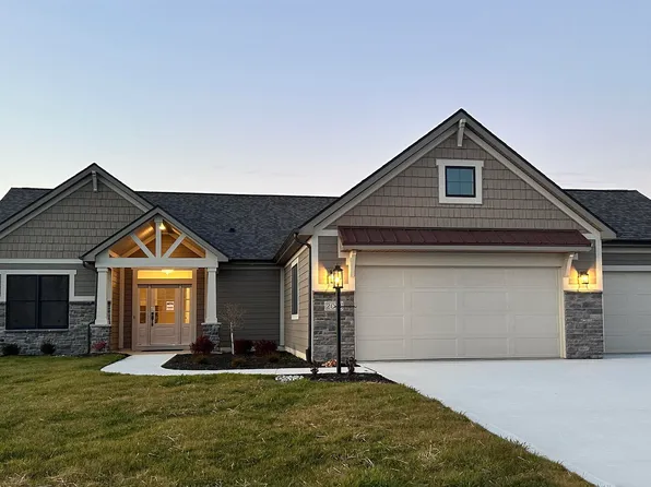 2013 Fairway Dr #26, Auburn, IN 46706