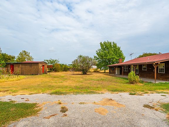 3rd image of 545 County Road 1110a
