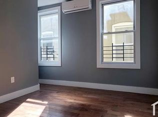 1300 Findlay Ave, Bronx, NY 10456