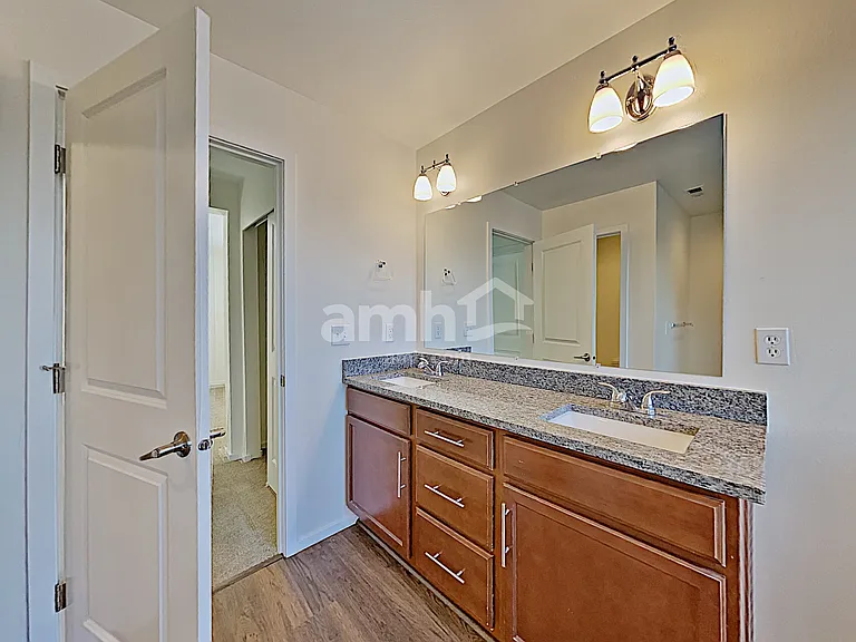 20510 5th Avenue Ct E — Photo 13