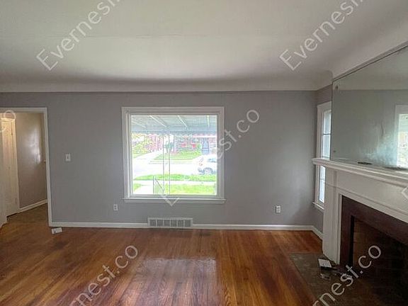 3rd image of 9071 Northlawn St