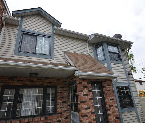 2nd image of 7A Shirra Ave #242