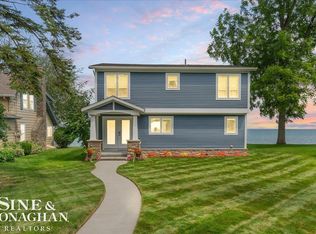 241 S Lake St, Port Sanilac, MI 48469