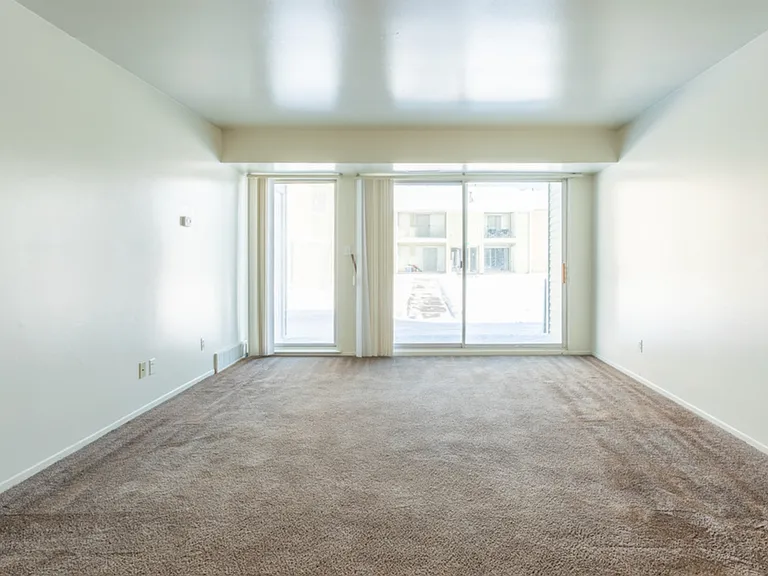 Newport Park Apartments — Photo 6