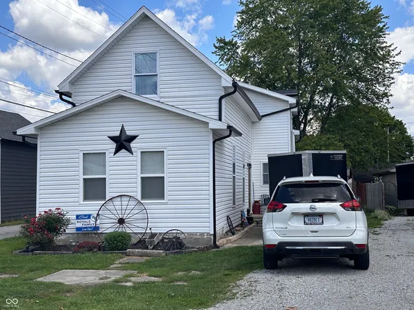 23 S Madison St, Knightstown, IN 46148