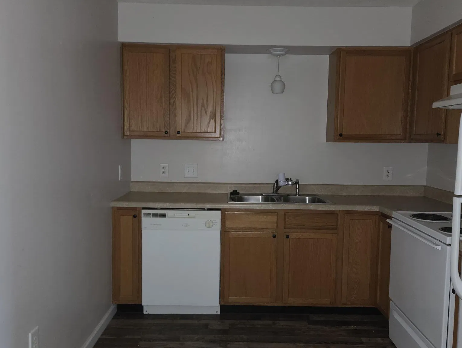 1116 W Webster St — Photo 2