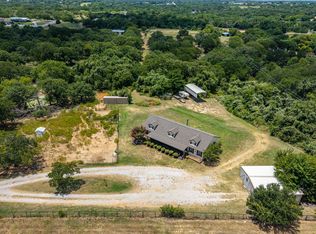 206 County Road 4593, Boyd, TX 76023