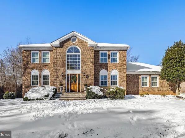 10366 Lees Mill Rd, Warrenton, VA 20186