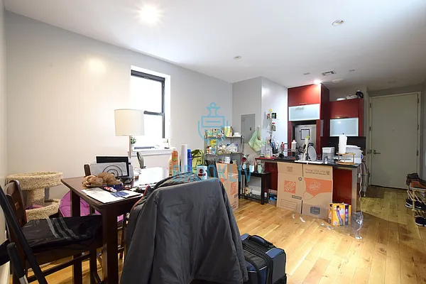 Rented by null | media 35