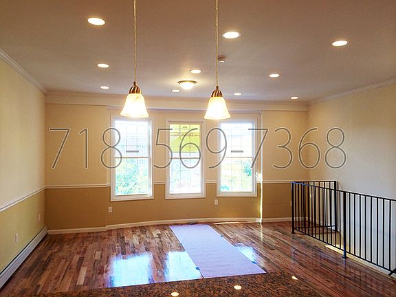 3rd image of 1184 Beach Ave
