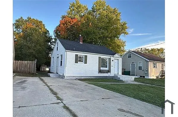 Building Photo - 1808 N Merrifield Ave #1