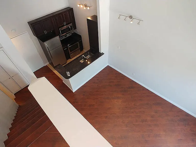 Villa De Adel Apts — Photo 161