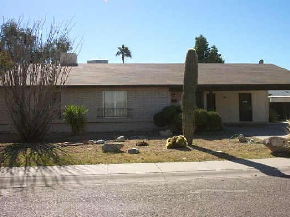 1st image of 4933 W Dahlia Dr