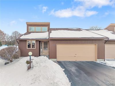 105 Lancelot Ln, Camillus, NY, 13031