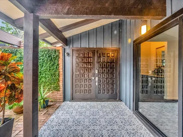 2631 Baycrest Dr, Houston, TX 77058