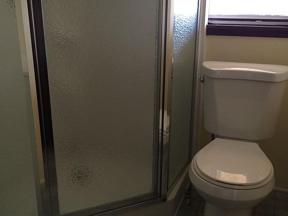 5th image of 660 N Prospect St APT 1