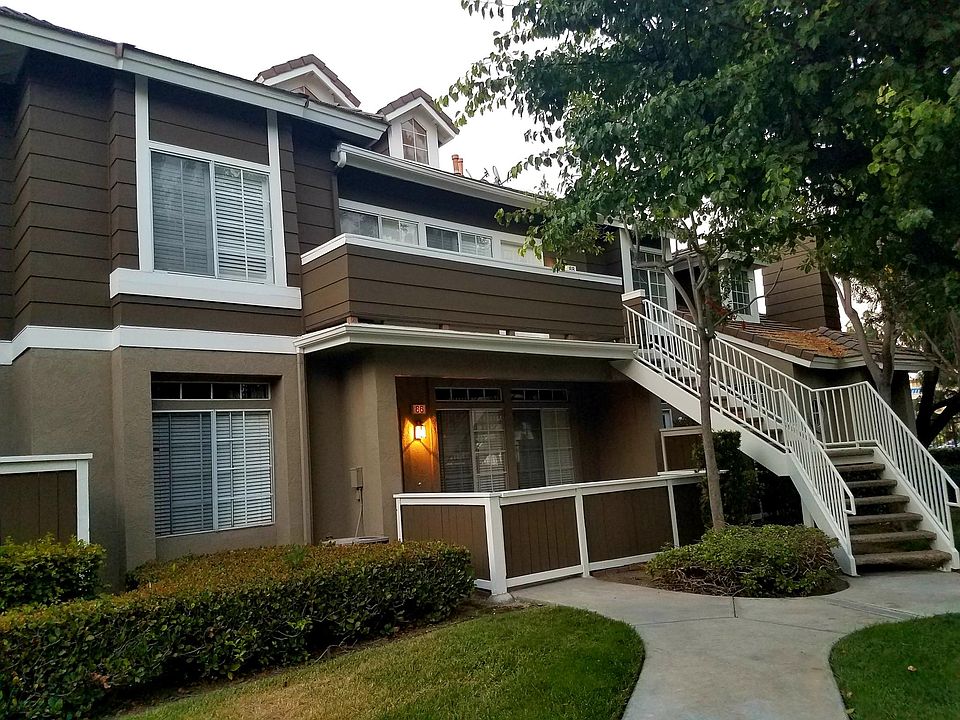 Upstairs condo, with private balcony