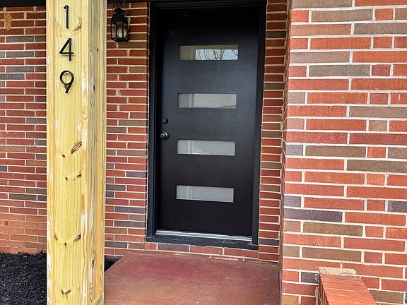 2nd image of 3149 Rebecca St SW