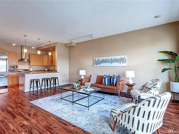 2nd image of 2920 Eastlake Ave E APT 405