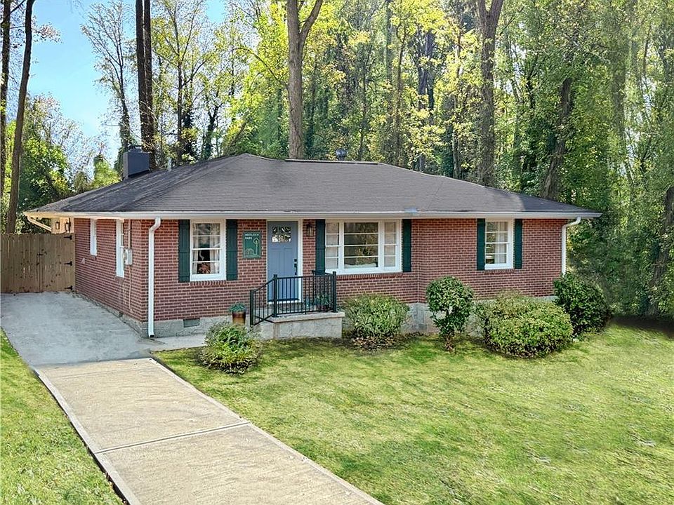 1st image of 2555 McCurdy Way