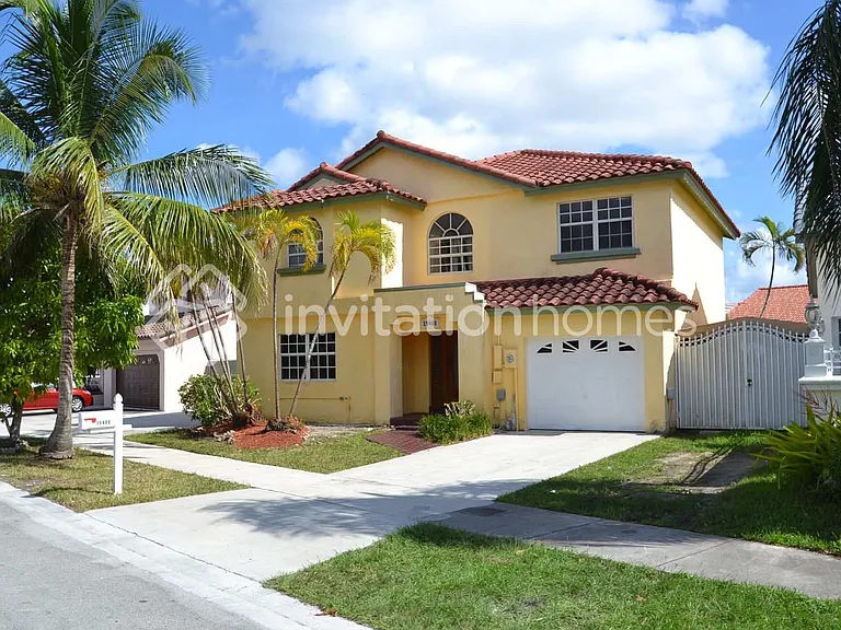 15400 SW 59th St — Photo 1