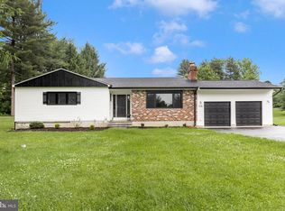 1750 Keel Dr, Sykesville, MD 21784