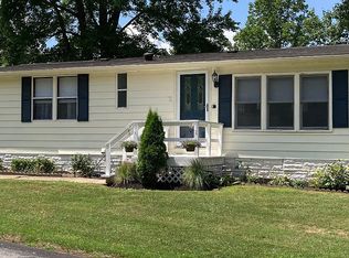 49 Tracy Ln, Hiram, OH 44234