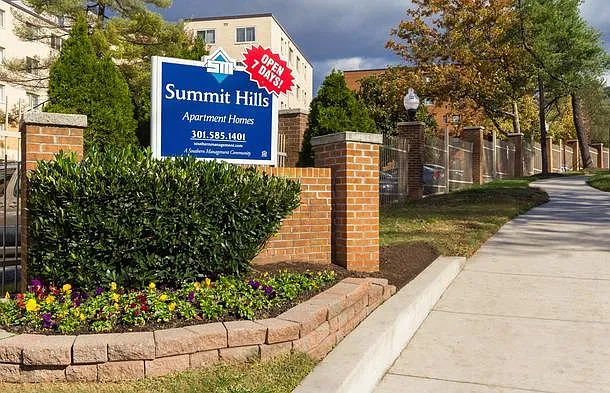Summit Hills — Photo 11
