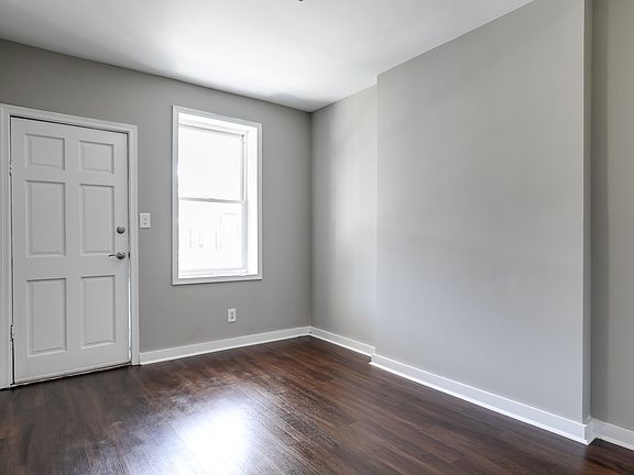 3rd image of 608 N 32nd St APT A